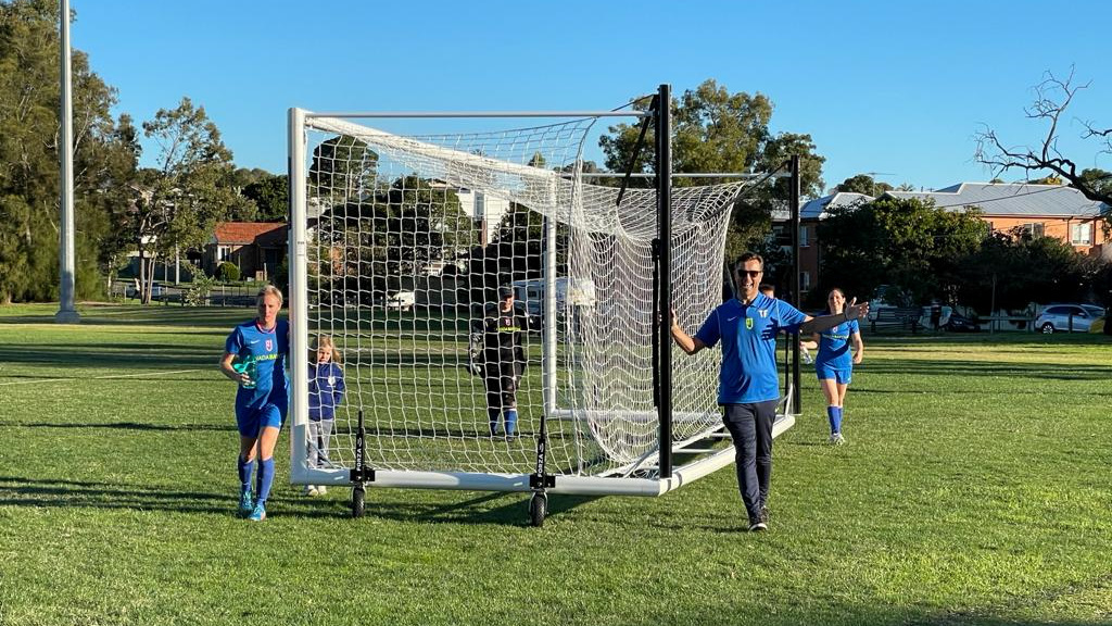 AJFC Volunteers setting up a Campbell Park goal